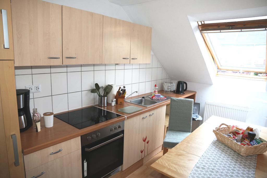 Nadines Ferienwohnung Krefeld Esterno foto