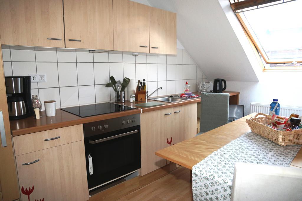 Nadines Ferienwohnung Krefeld Esterno foto