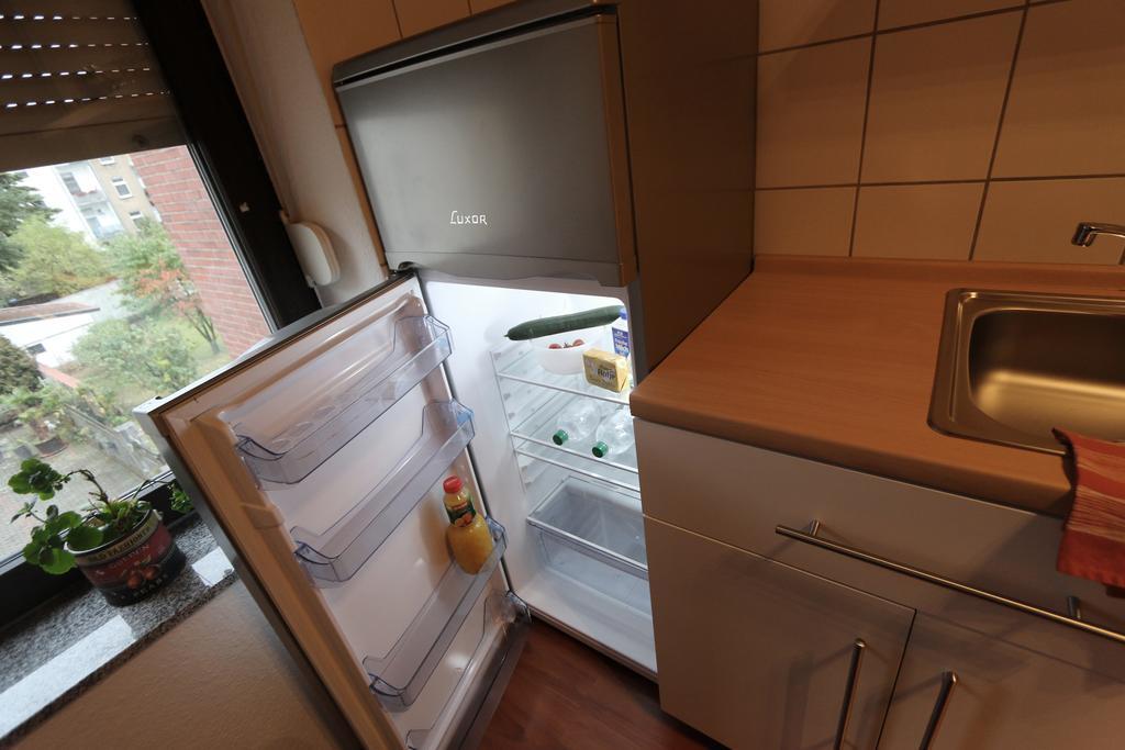 Nadines Ferienwohnung Krefeld Esterno foto