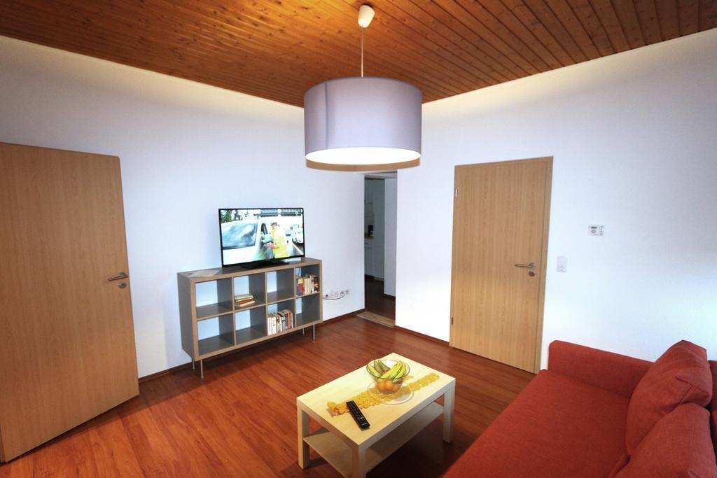 Nadines Ferienwohnung Krefeld Esterno foto
