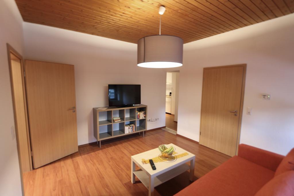 Nadines Ferienwohnung Krefeld Esterno foto